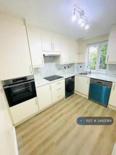 Kitchen Pic 1