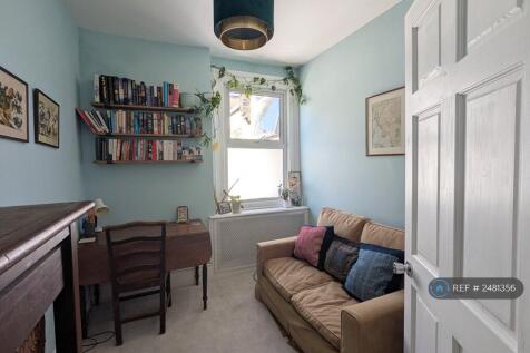 Bedroom Two/Study