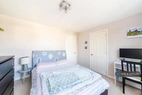 Double Bedroom 2