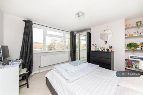 Double Bedroom 2