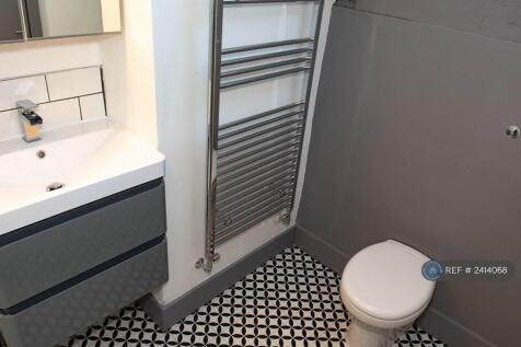 Top Floor Bathroom