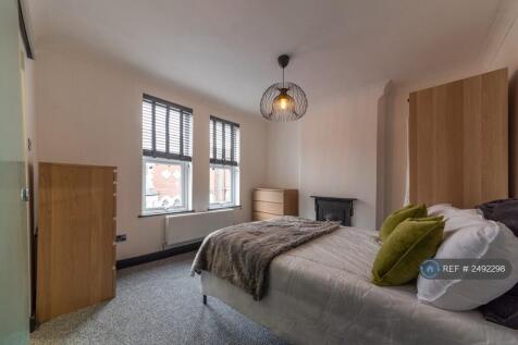 Bed 2 With Ensuite
