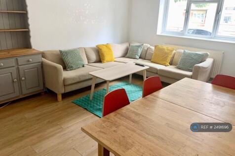 Lounge Pic 1