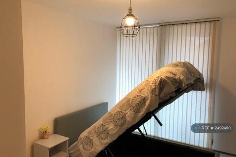 Second Bedroom (Extra Storage)