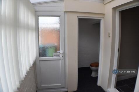 Conservatory/ Downstairs Toilet