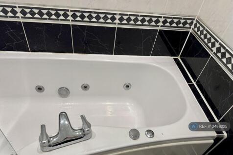 Jacuzzi Bath