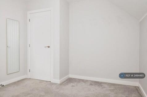 Bedroom 2 (Door)