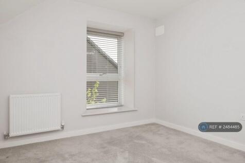 Bedroom 2 (Window)