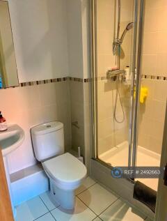 Master En-Suite