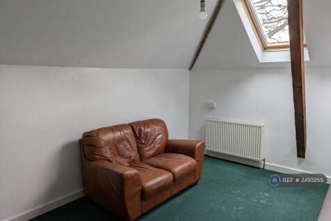 Upstairs Bedroom 2