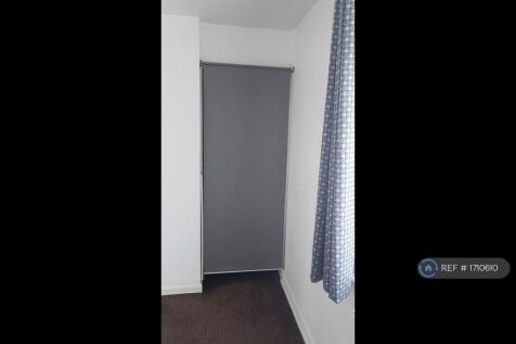 Front Bedroom Wardrobe Alcove