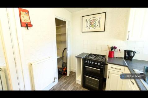 Kitchen/Storage 