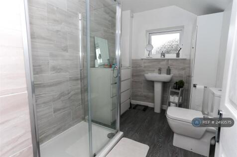 Ensuite Shower Room