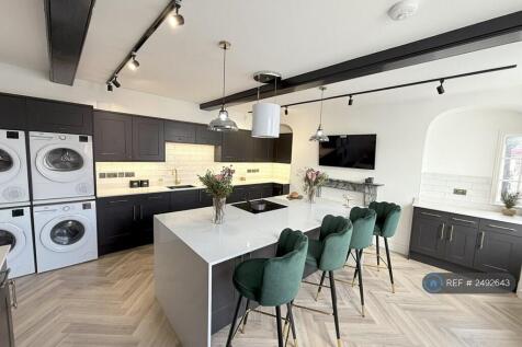 Communal Kitchen