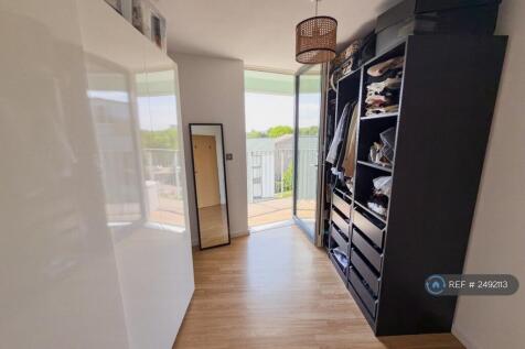 2nd Bedroom