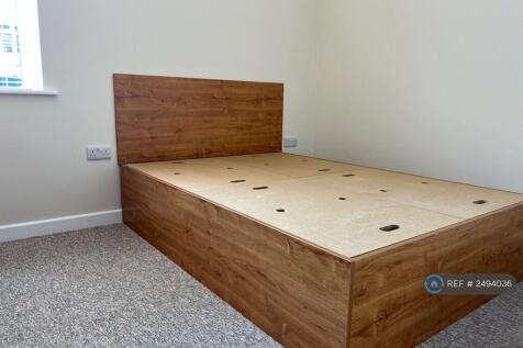Double Bed 