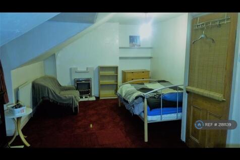 Large Bedroom