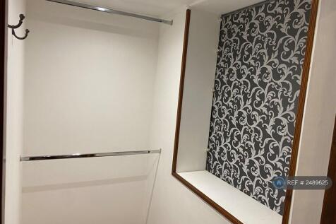 Walk In Wardrobe