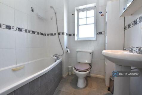 Shower Room Upstairs