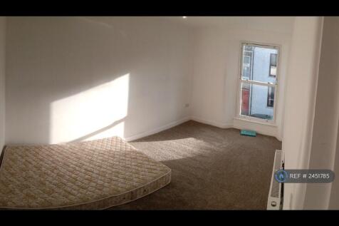 Bedroom 2 - Double Mattress