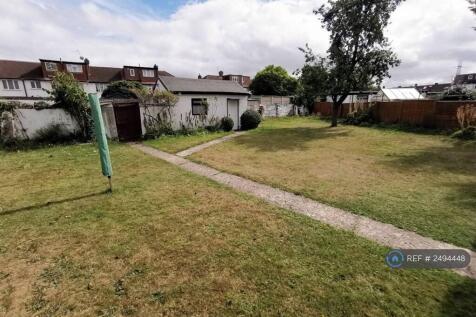Extra-Large Back Garden