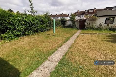 Extra-Large Back Garden