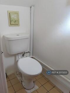 Cloakroom Pic 1