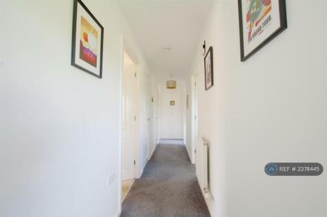 Light And Airy Upper Hall