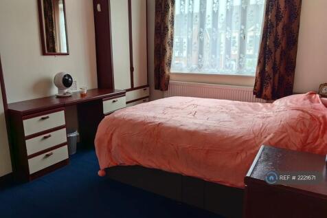 Master Bedroom 1