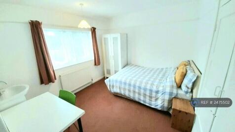 Room 4, Available From Mid-Aug 25