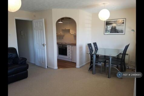 Lounge Dining Area