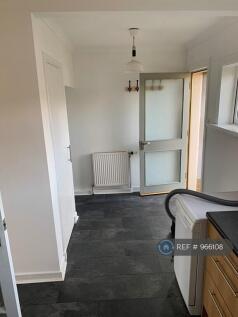 Kitchen / Dining