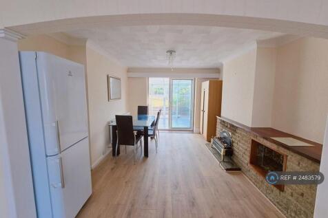 Front Room Leading To The Conservatory