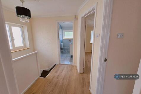 Landing -Entrance To 3 Bedrooms And Bathroom