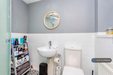 Shower Room And Wc