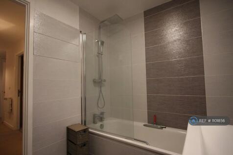 New Rainfall &amp; Free Wand Showers, Bath