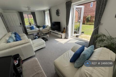 Lounge - Rear Aspect