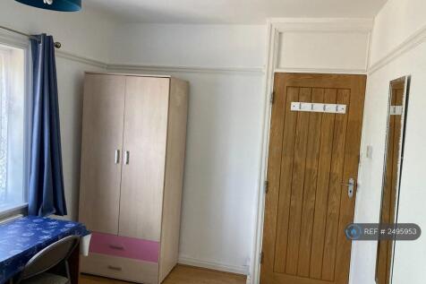 Room 2 Upstairs