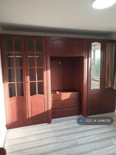 Back-Bedroom