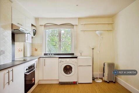 Studio Flat