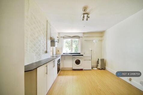 Studio Flat