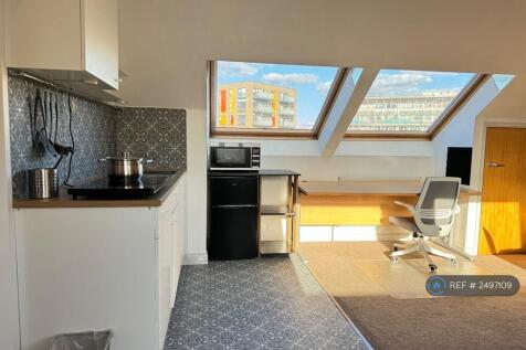 Brand New Kitchen With High Power Appliances