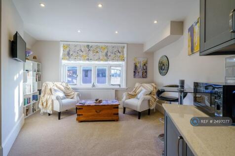 Open Plan Kitchen/Lounge