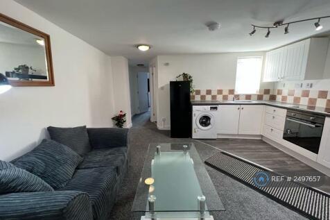 Living Room/Kitchen