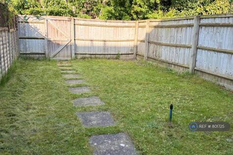 Rear-Garden-2