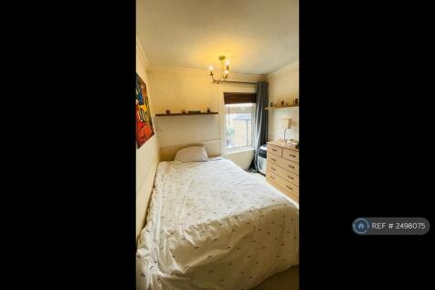 Double Bedroom 2