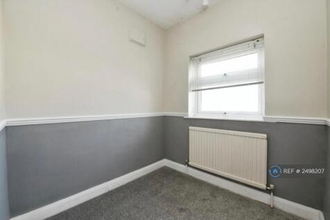 Small Bedroom