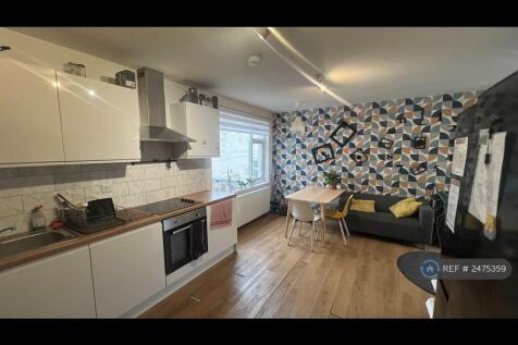 Kitchen/Living Area 