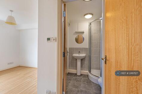 Master Bedroom Ensuite 