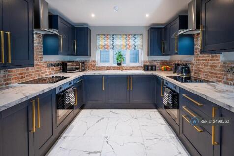 Shared Kitchen 